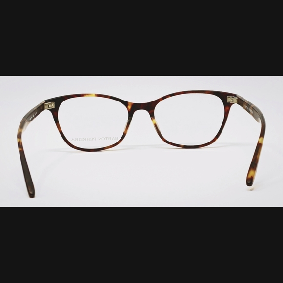 Barton Perreira :: Hettie - Picture 4 of 9